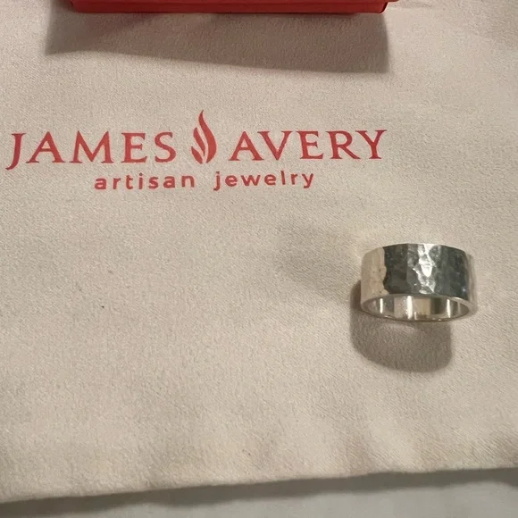 James Avery Hammered Silver Band - Picture 2 of 2